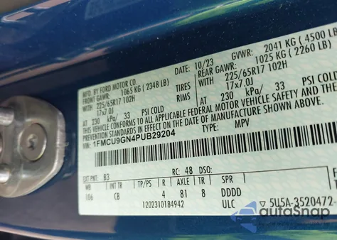 2023 Ford Escape Active z USA, uszkodzony, nr VIN 1FMCU9GN4PUB29204